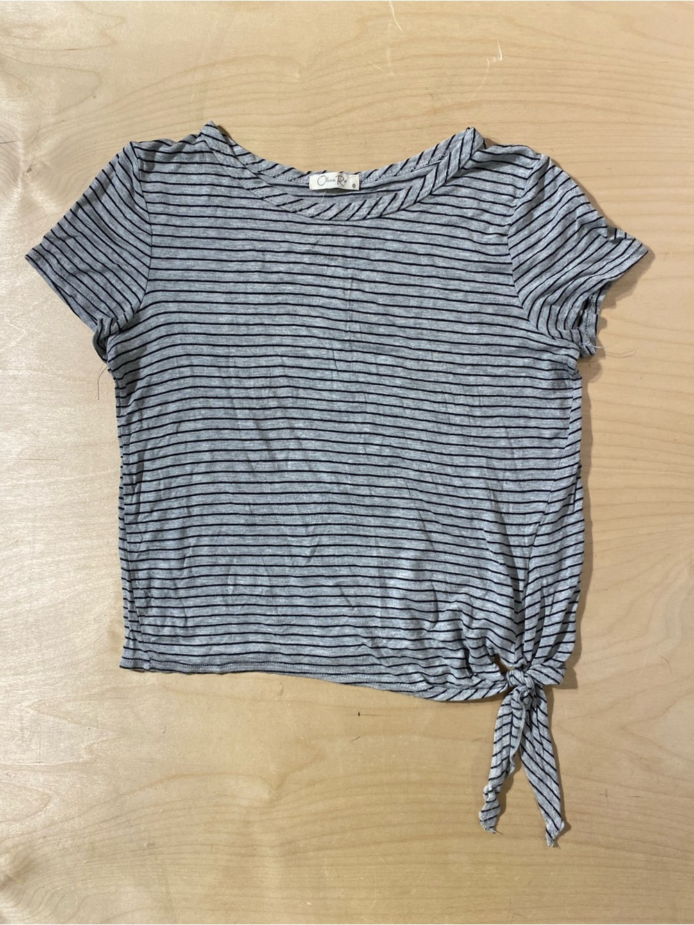 Olivia Rae Short Sleeve Tee Medium (RT) - Picture 2 of 6